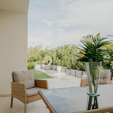 Le Jardin Apartments Kampos Marathokampou Extérieur photo