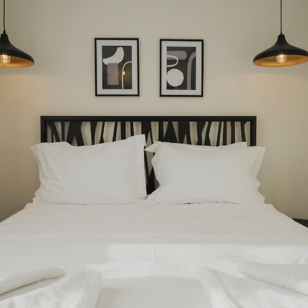 Le Jardin Apartments Kampos Marathokampou Extérieur photo
