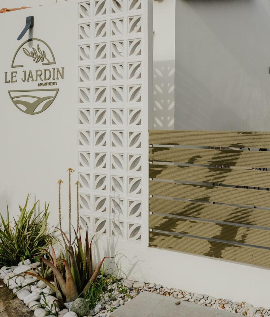 Le Jardin Apartments Kampos Marathokampou Extérieur photo